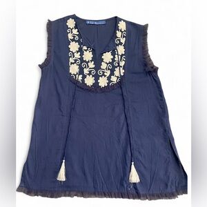 Le Soleil Blue with White Flower Embroidery Little Girls Top Size 4Y